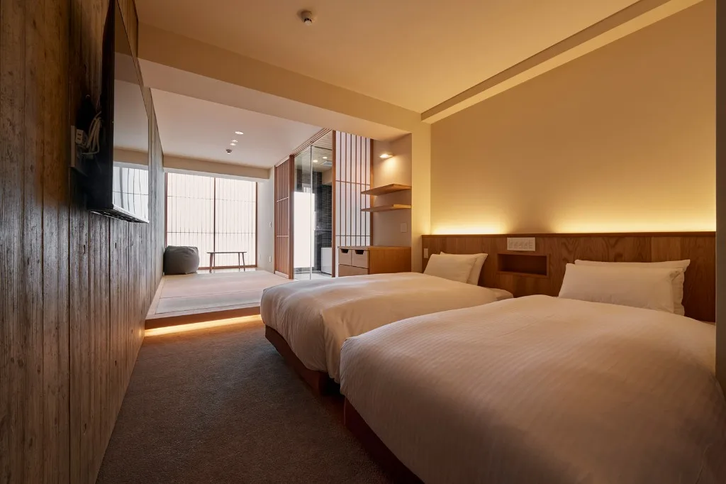 LOF Hotel Tenjin South — deluxe tatami room
